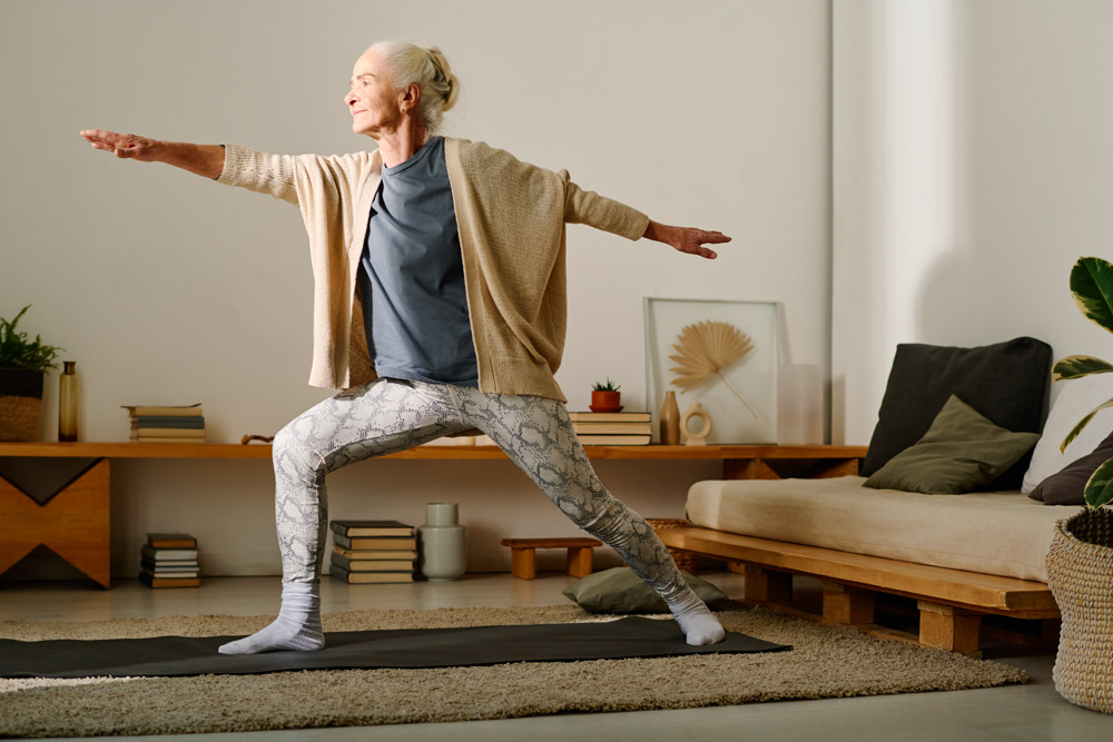 Femme qui fait du yoga